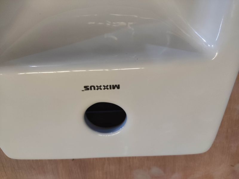 Раковина мебельная Mixxus Premium QUADRO-1501 400х215х105mm с отверстием под смеситель (MP6502) MP6502 фото